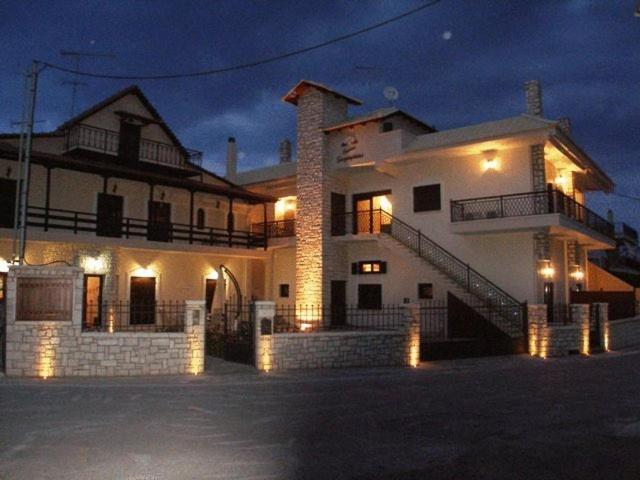 Giogarakis Suites Eleonas Bagian luar foto