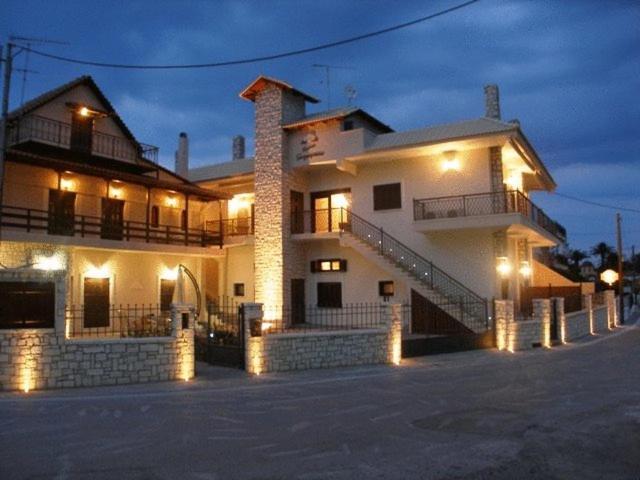 Giogarakis Suites Eleonas Bagian luar foto
