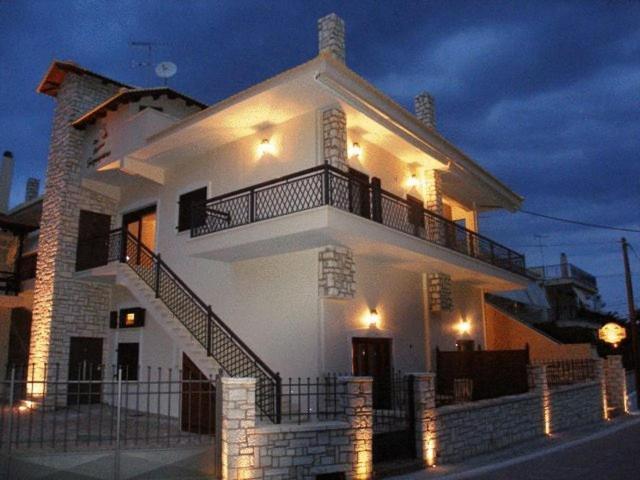 Giogarakis Suites Eleonas Bagian luar foto