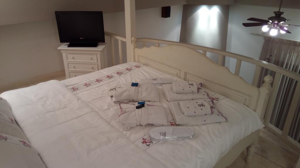 Giogarakis Suites Eleonas Bagian luar foto