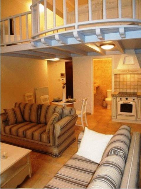 Giogarakis Suites Eleonas Ruang foto
